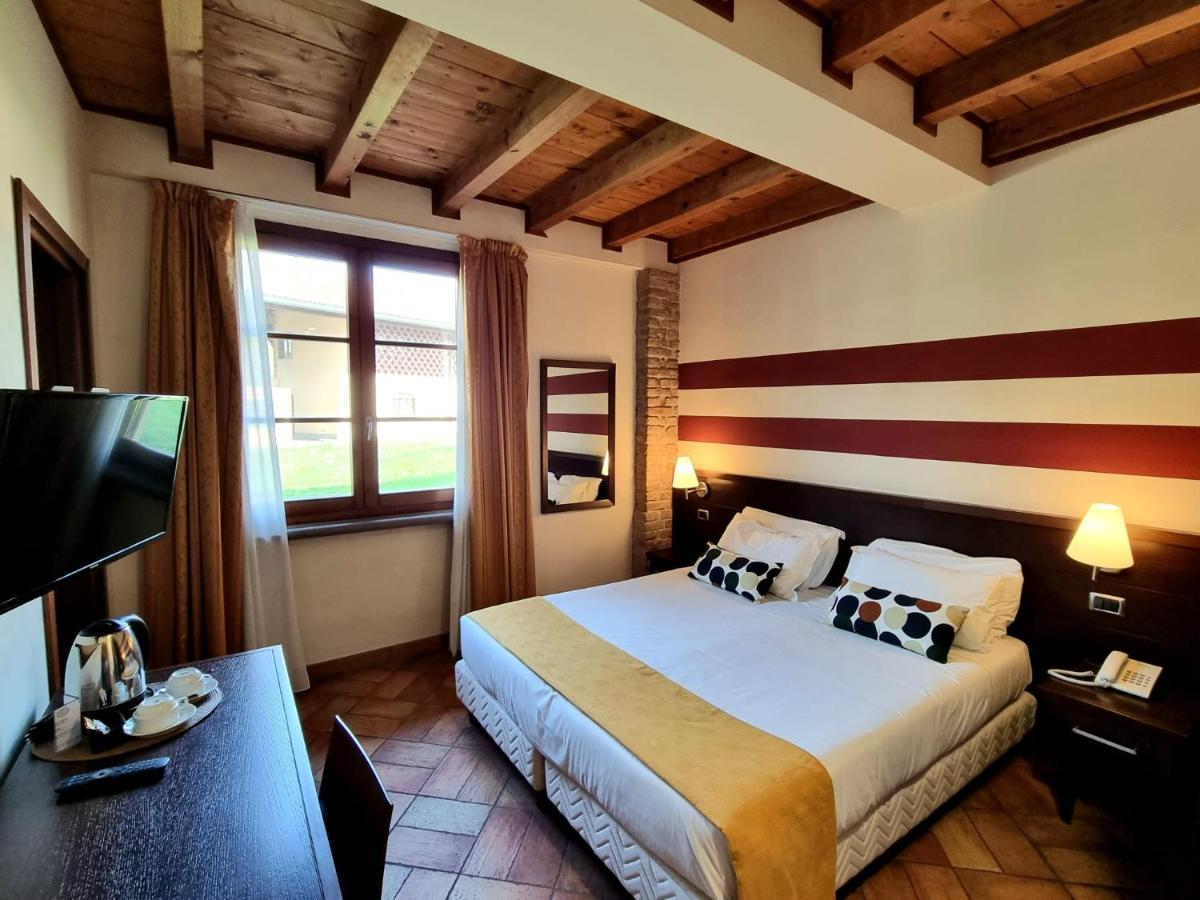 Country Hotel Castelbarco Vaprio d'Adda Eksteriør billede